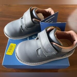 Gray Stride Rite shoes. Brand new. Size 7